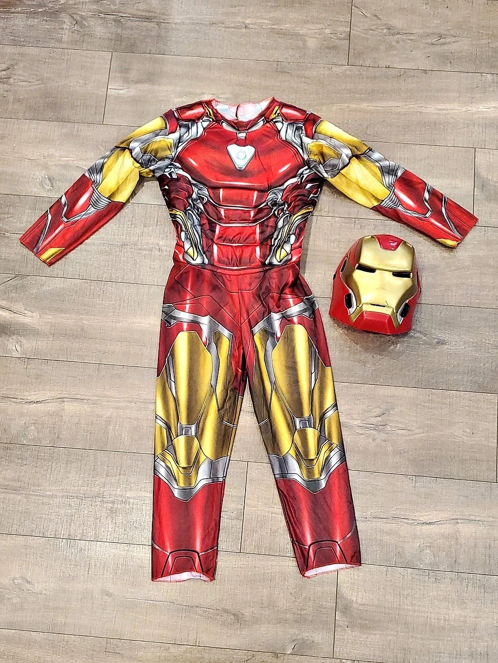 Marvel Iron Man Costume with Mask Medium (8-10)